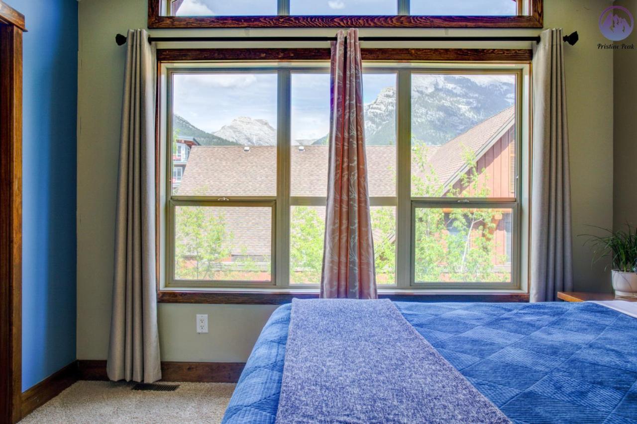 Fire Mountain Two Bedroom Condo Canmore Luaran gambar