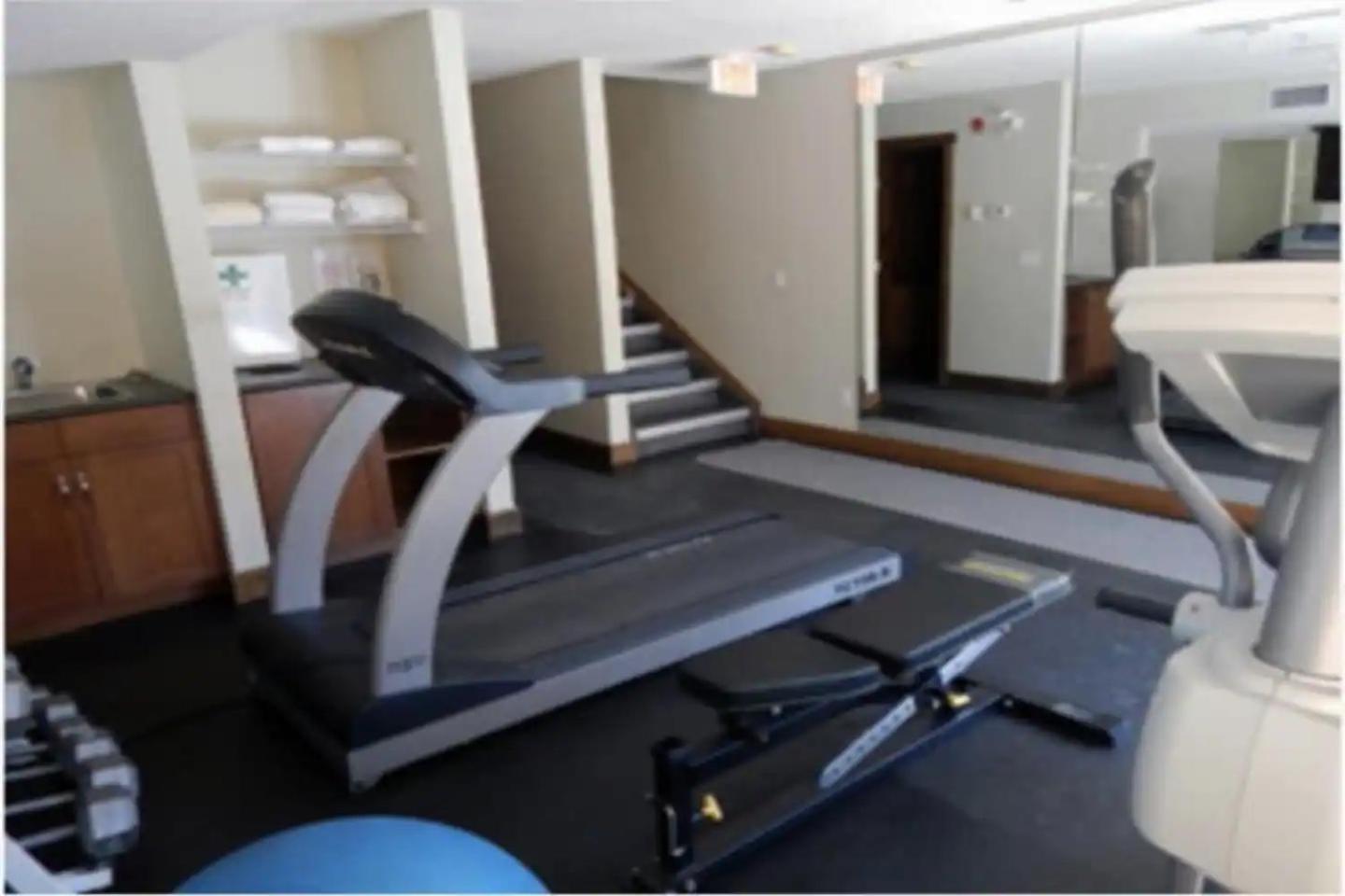 Fire Mountain Two Bedroom Condo Canmore Luaran gambar